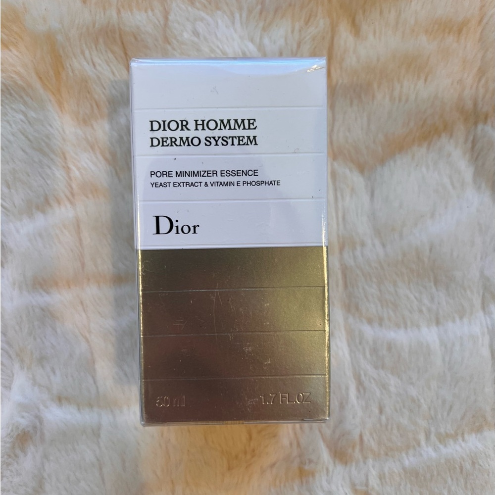 Dior Homme Dermo System Pore Minimizing Essence